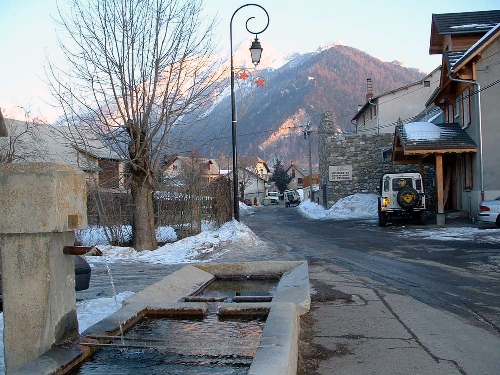 05-02-18-ancelle-village-01.jpg