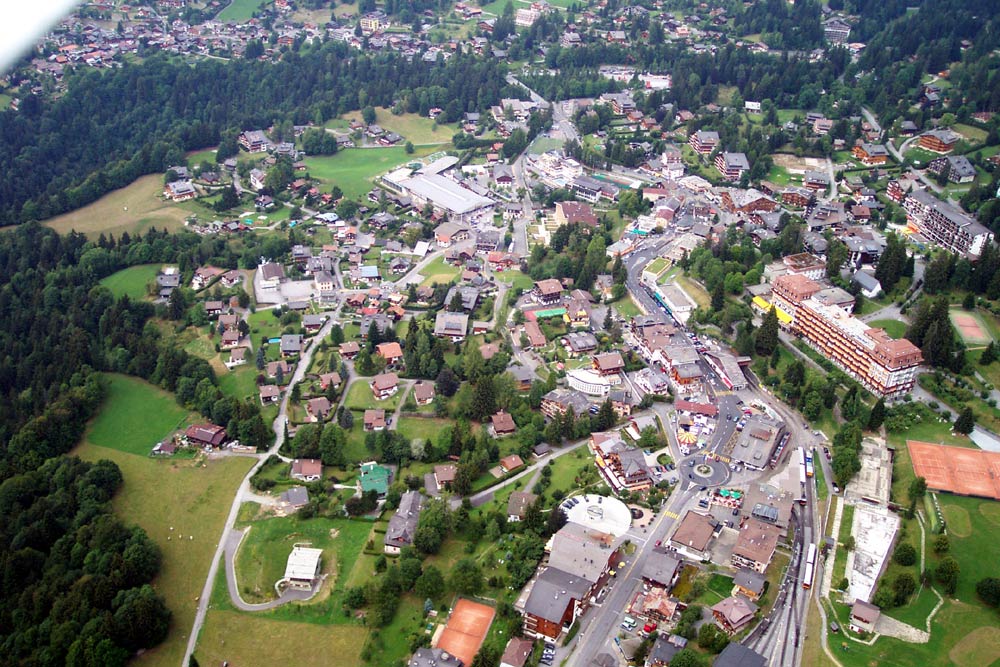 03-08-16-villars-0819.jpg