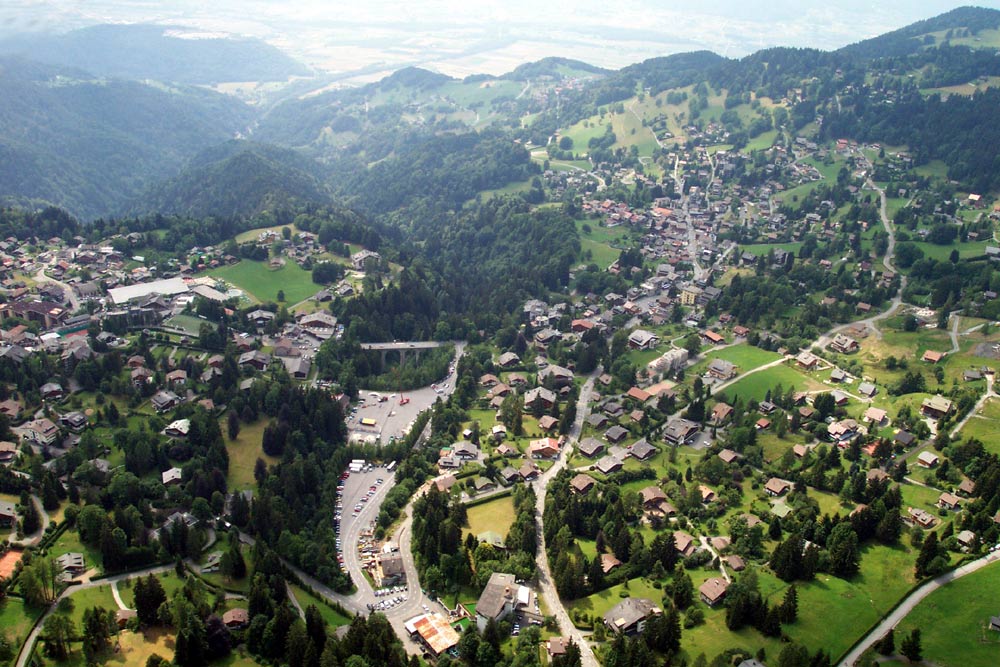 03-08-16-villars-0844.jpg